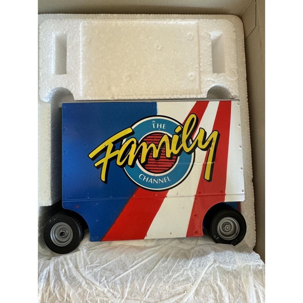 Ted Musgrave Family Channel RCI Action Pit Wagon Die Cast Bank 1 of 2508